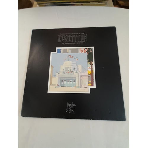 155 - Led Zeppelin LPs (3) to include K40031 'Led Zeppelin I' A1 B4 Green/Orange Label, K50014 'Houses of ... 