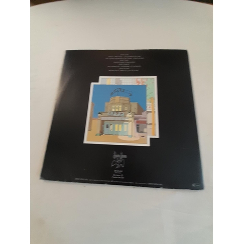 155 - Led Zeppelin LPs (3) to include K40031 'Led Zeppelin I' A1 B4 Green/Orange Label, K50014 'Houses of ... 