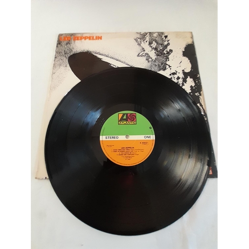 155 - Led Zeppelin LPs (3) to include K40031 'Led Zeppelin I' A1 B4 Green/Orange Label, K50014 'Houses of ... 