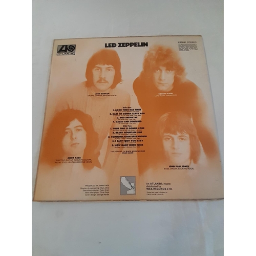 155 - Led Zeppelin LPs (3) to include K40031 'Led Zeppelin I' A1 B4 Green/Orange Label, K50014 'Houses of ... 