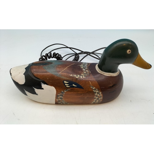 537 - Duck Shaped 70's Curtis T1800 Phone. 26cm Long.