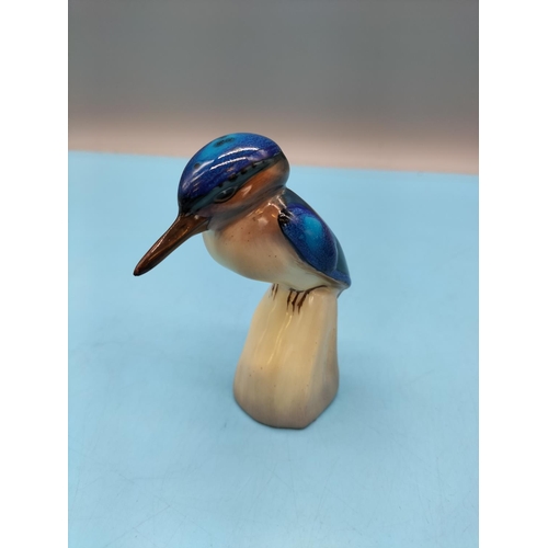 588 - Early Royal Doulton 10cm Figure of a Kingfisher. Slight A/F to Tip of Beak But Displays Well