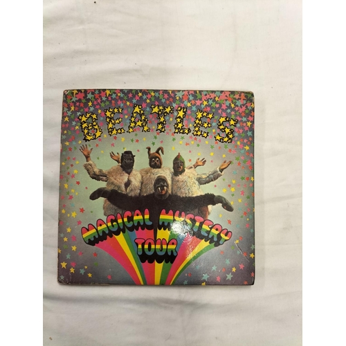 91 - The Beatles, Collection of 4 x 7