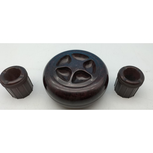 334 - Bakelite Screw Top Lidded Bowl (14cm d) plus 5.5cm Ashtrays (2). One A/F.