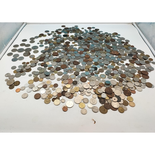 466 - Quantity (Approx 5kg) of Mixed World Coins.