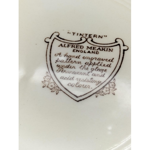 568 - Collection of Alfred Meakin Dinner Ware in the 'Tintern' Pattern to include Plates, Bowls, Tureen, e... 
