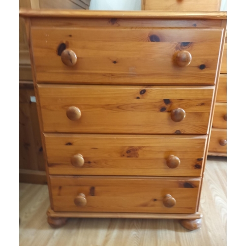 569 - Four Piece Pine Bedroom Set To Include Dressing Table 106 x 86 x 46cm Chest of drawers 76 x 60 x 43c... 