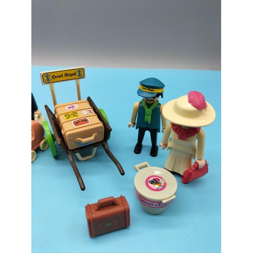 Playmobil Victorian Hotel Set (5503), Victorian Pretzel