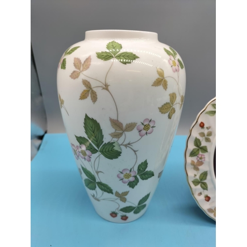 233 - Collection of Wedgwood 'Wild Strawberry' Items (6) to include Vase, Picture Frame, etc. Nip to Base ... 