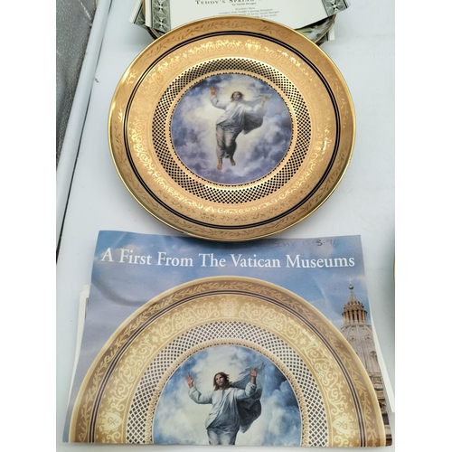 512 - 9 x Collectors Plates with Certificates to include Carousel Memories, Raphael's Transfiguration, etc... 
