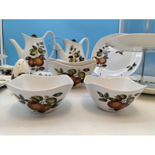 257 - 1960's Midwinter Stylecraft 16 Piece Part Tea Set in the 'Oranges and Lemons' Pattern by John Russel... 