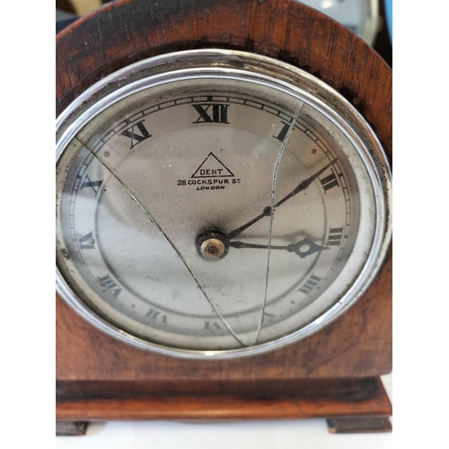 522 - 5 x Wood Cased Mantel Clocks. All Require Attention. Spares/Repairs. Collection Only.