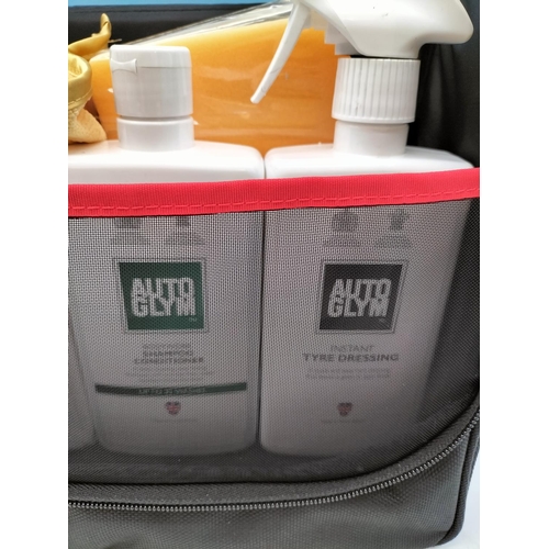 250 - New Autoglym Lifeshine Full Car Care Protection and Cleaning Kit.