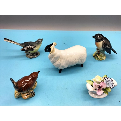 300 - Collection of Ceramics to Include Beswick Wren, Stonechat, Wagtail & Ram (A/F) Plus Royal Doulton Po... 