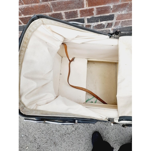 484 - Vintage 1960's Manton Doll's Pram. 84cm x 100cm x 36cm. Collection Only.