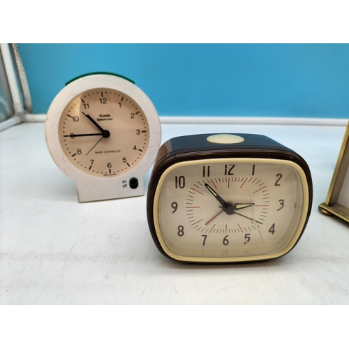 485 - Alarm Clocks (2) and Mantel Clocks (2).