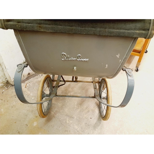 498 - Vintage Silver Cross Twin Coach Built Doll's Pram. 88cm x 88cm x 40cm. Collection Only.