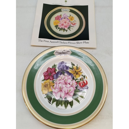 553 - Collection of Plates to include Boxed RHS Chelsea Flower Show 23cm Plates (4), Boxed Coalport Christ... 