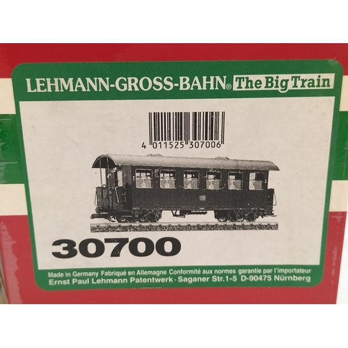 632 - Boxed Lehmann-Gross Bahn 30700 2nd Class Passenger Coach.