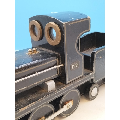 77 - Wooden Toy Train Engine Southern 1991. 24cm High, 52cm x 13cm.