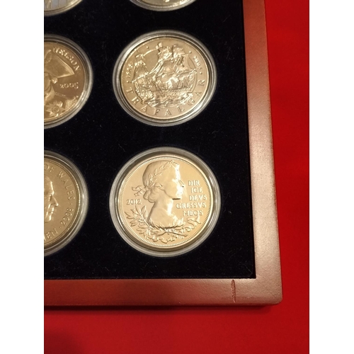 9 - UK Uncirculated Five Pound Coins In Individual Capsules (20) to Include 1990 to 2008. In Leuchttuurm... 