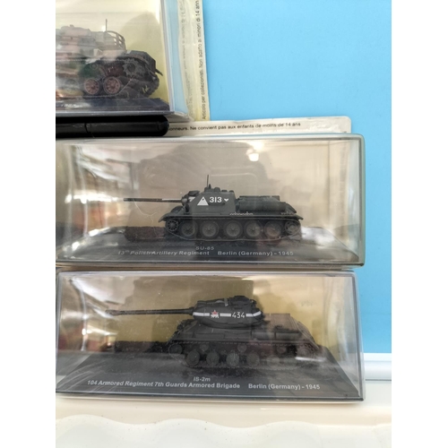 135 - DeAgostini Die-Cast Precision Model Collection 'Combat Tanks' (5). Unopened.