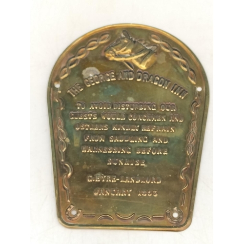 123 - Brass Horse Key Holder (20cm x 16cm) plus Brass Plaques (4) to include 'LMSR', 'Bourne Golf Club', '... 