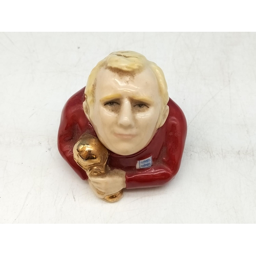 25 - Kevin Francis Face Pots (8) to include Bobby Moore, Montgomery, Rommel, Nelson, Henry VIII, Kennedy,... 