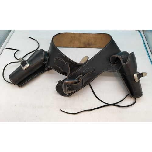 93 - Leather Gun Belt with 2 x Holsters. Max Size 44