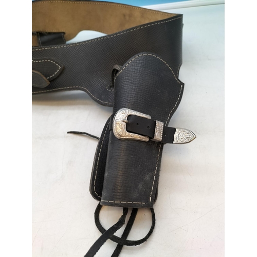 93 - Leather Gun Belt with 2 x Holsters. Max Size 44