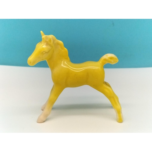 47 - Rare Beswick Yellow Foal, possibly Prototype. 9cm x 9cm.