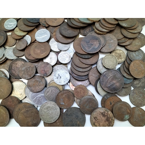 667 - Tub of Mixed Coins, British and World.