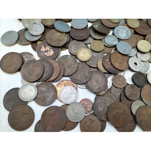 667 - Tub of Mixed Coins, British and World.