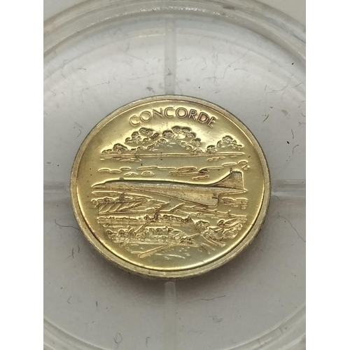 246 - 14ct Gold History of Aviation 'Concorde' Small Coin Approx 0.5 Gram, 10mm Diameter.