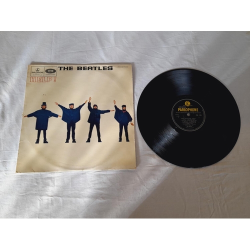 18 - The Beatles Lp x3 To Include PMC1202 