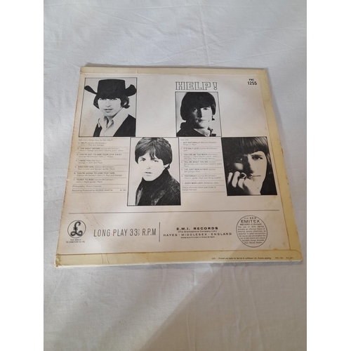 18 - The Beatles Lp x3 To Include PMC1202 