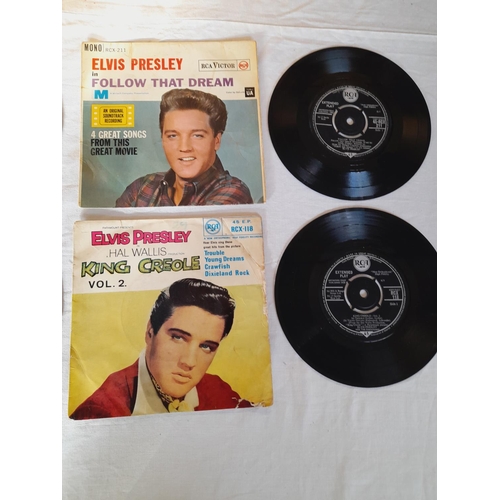 23 - Elvis On RCA A Nice Collection Of 7inch Singles, Some in Original Covers