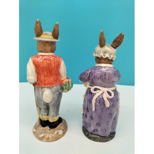 121 - Boxed Beswick Figures (2), 14cm Gardener Rabbit ECF3 and Mrs Rabbit Baking ECF7.