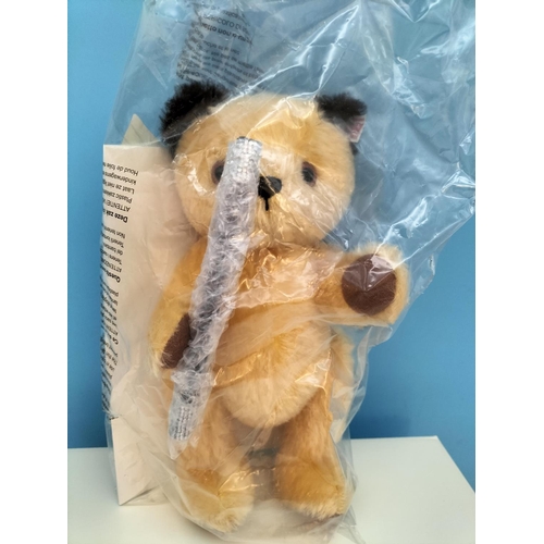 21 - Boxed Unopened Steiff 'Sooty' Bear 664137 with Paperwork. 26cm Tall.