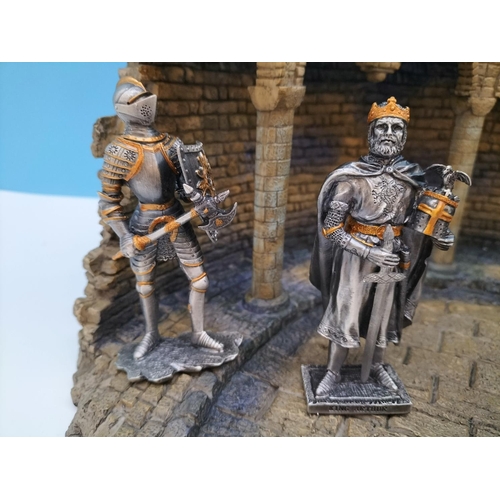 513 - Veronese Resin Ruined Castle Stand (38cm x 20cm x 23cm) plus Veronese Metal Medieval Soldiers (11).