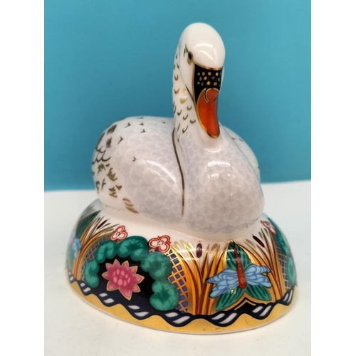 1 - Royal Crown Derby 'White Swan Nesting' Paperweight with Gold Stopper. Date Code for 1996 (LIX) and R... 