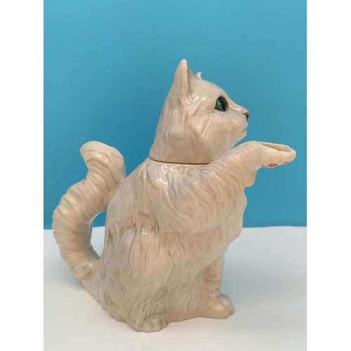 144 - Beswick White Persian Cat Teapot. 19cm High, 20cm Spout to Handle.