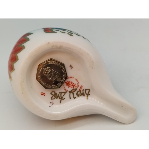 184 - Royal Crown Derby 'Robin' Paperweight with Special 21st Anniversary Gold Stopper. Date Code for 2002... 