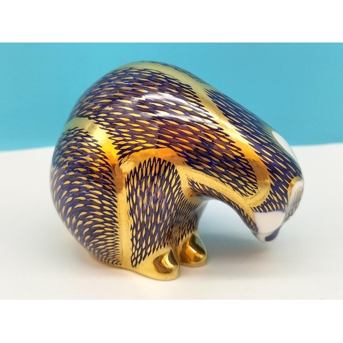 189 - Royal Crown Derby 'Badger' 12cm Paperweight with Gold Stopper. Date Code for 1986 (XLIX) and Red Roy... 