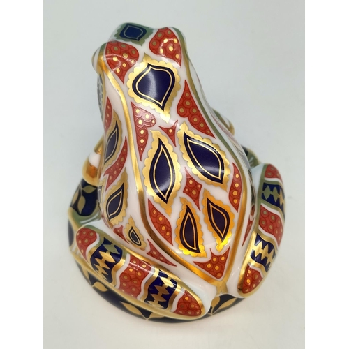 194 - Royal Crown Derby 'Frog' Paperweight in the Imari Pattern with Gold Stopper. Date Mark for 1987 (L),... 