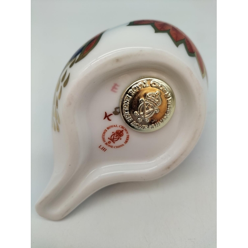 254 - Royal Crown Derby 'Robin' Paperweight with Gold Stopper. Date Code for 1990 (LIII). Red Royal Crown ... 