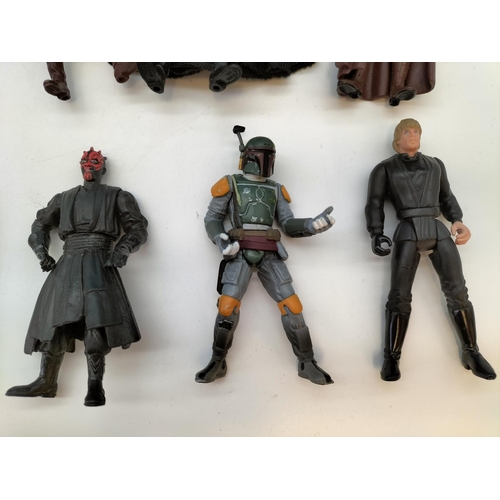 402 - Collection of Star Wars Episode 1 Figures plus Accessories.