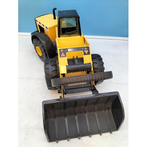 495 - Hasbro Tonka Mighty Front End Loader with Shovel 728. 23cm High, 55cm x 19cm. Windscreens A/F.