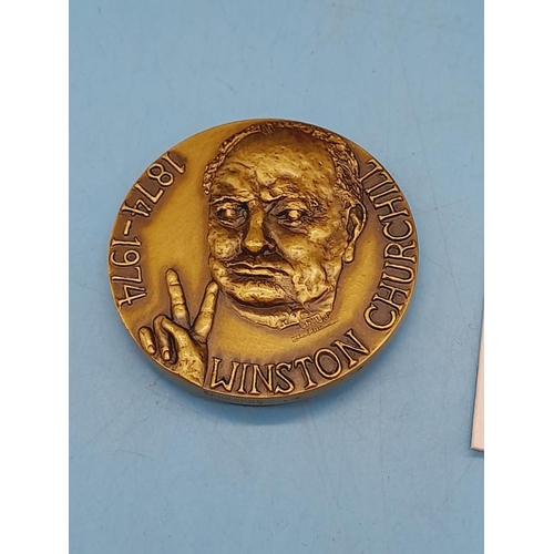 52 - Sir Winston Churchill (1874-1974) Bronze Medal with Certificate in Case. 4.5cm Diameter.