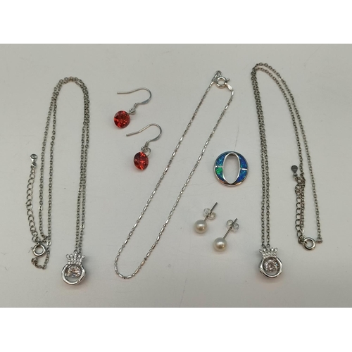 646 - Collection of Mixed 925 Silver Items to include Necklaces, Pendants, Bracelet and Earrings.